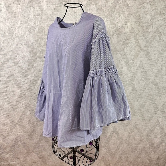 Anthropologie DRA Los Angeles blue and white striped oversized flutter sleeves - Picture 7 of 8